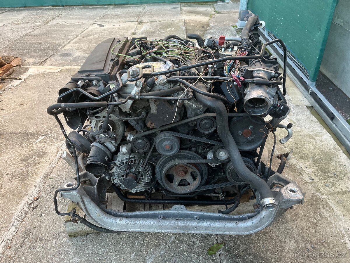 Motor 2.2 CDI 110kw vč. Automatické převodovky