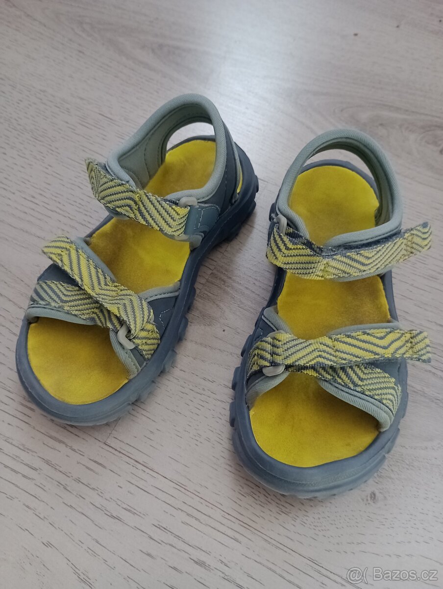 Dětské sandálky Quechua stélka 17cm