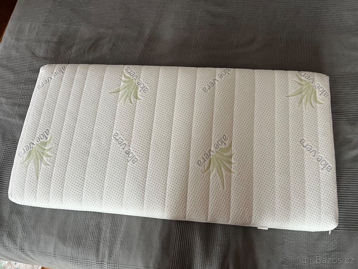 Matrace do dětské postýlky