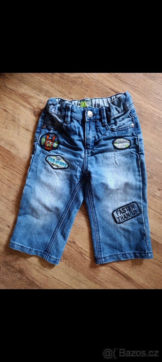 Kraťasy džínove a plátěné různé velikosti