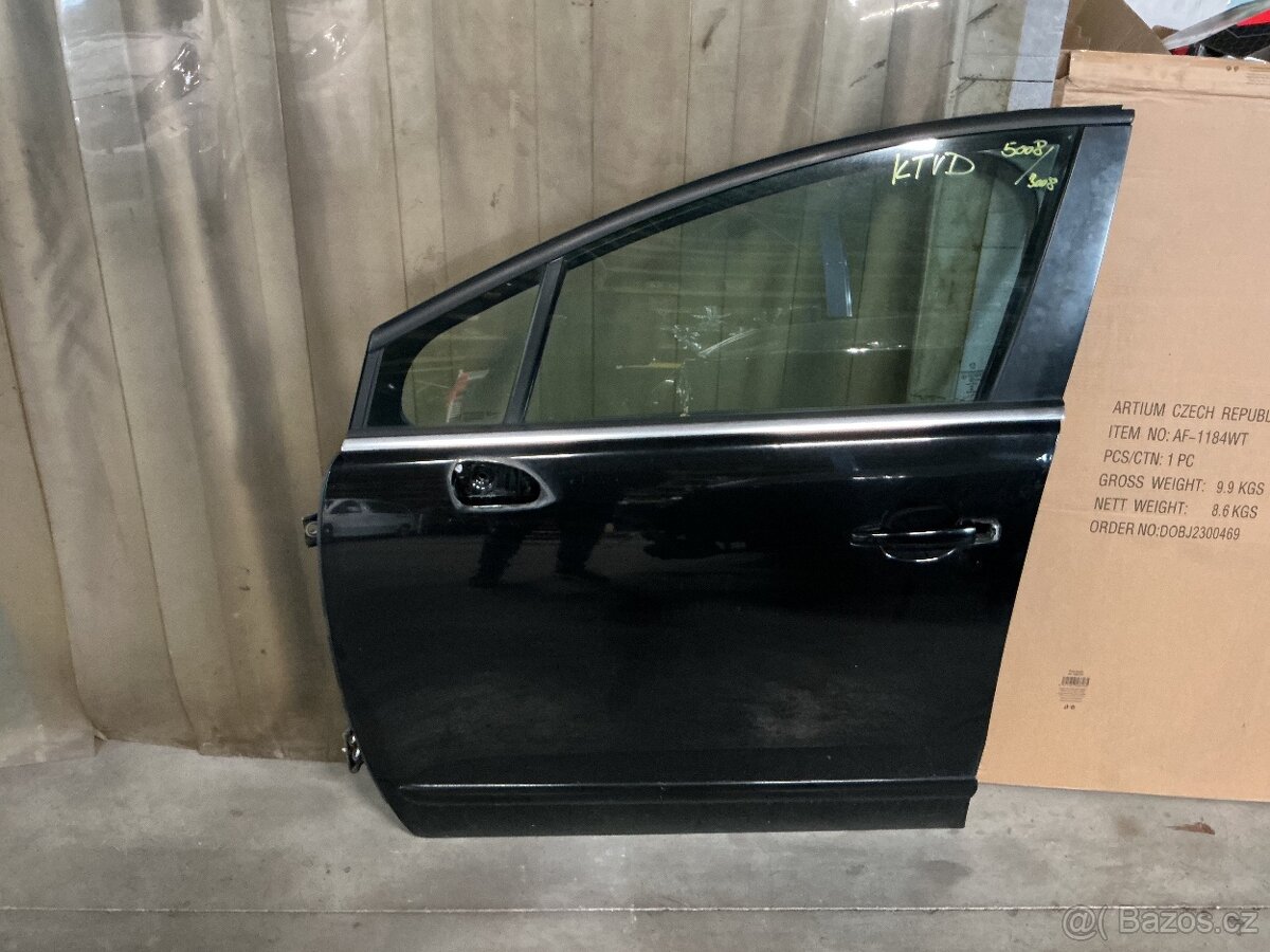 Peugeot 5008 - levé přední + zadní dveře. KTVD