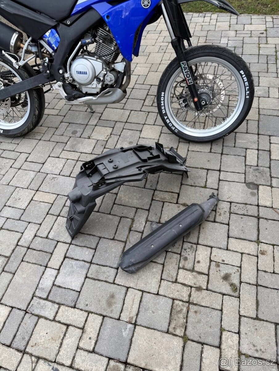 Blatník Yamaha XT 125 X/R