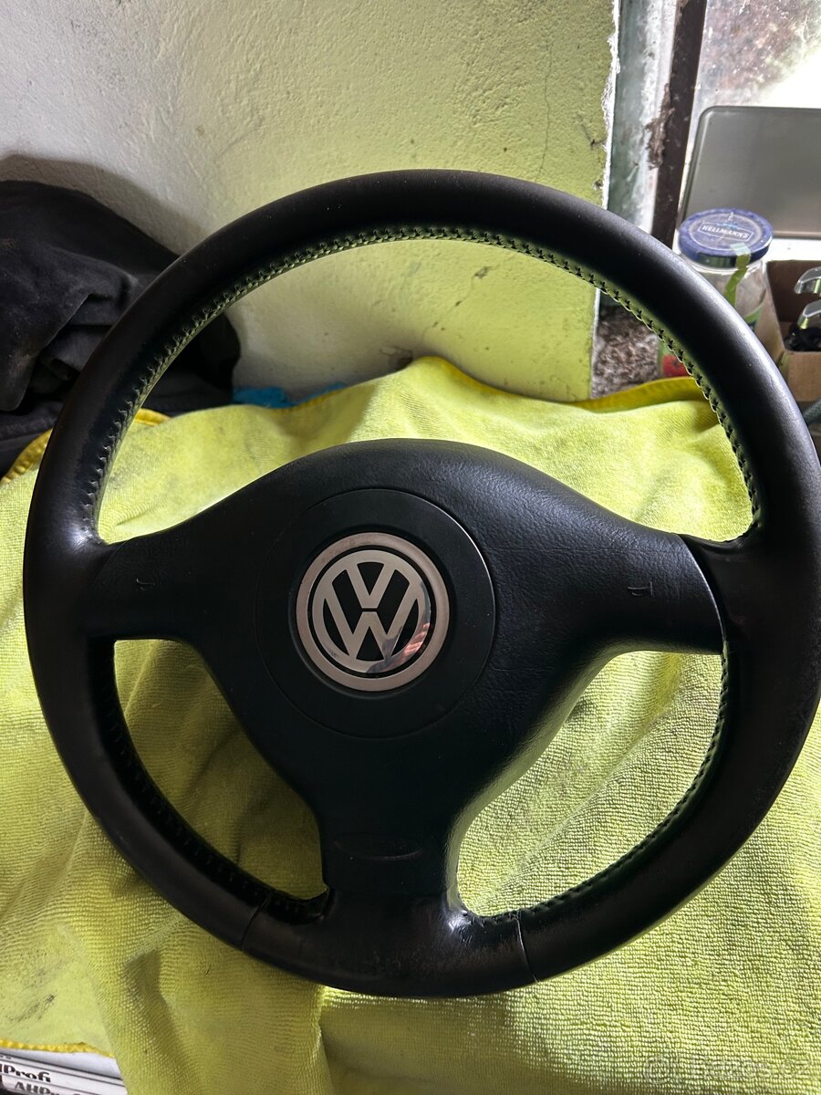 3ramenny volant vw golf 4