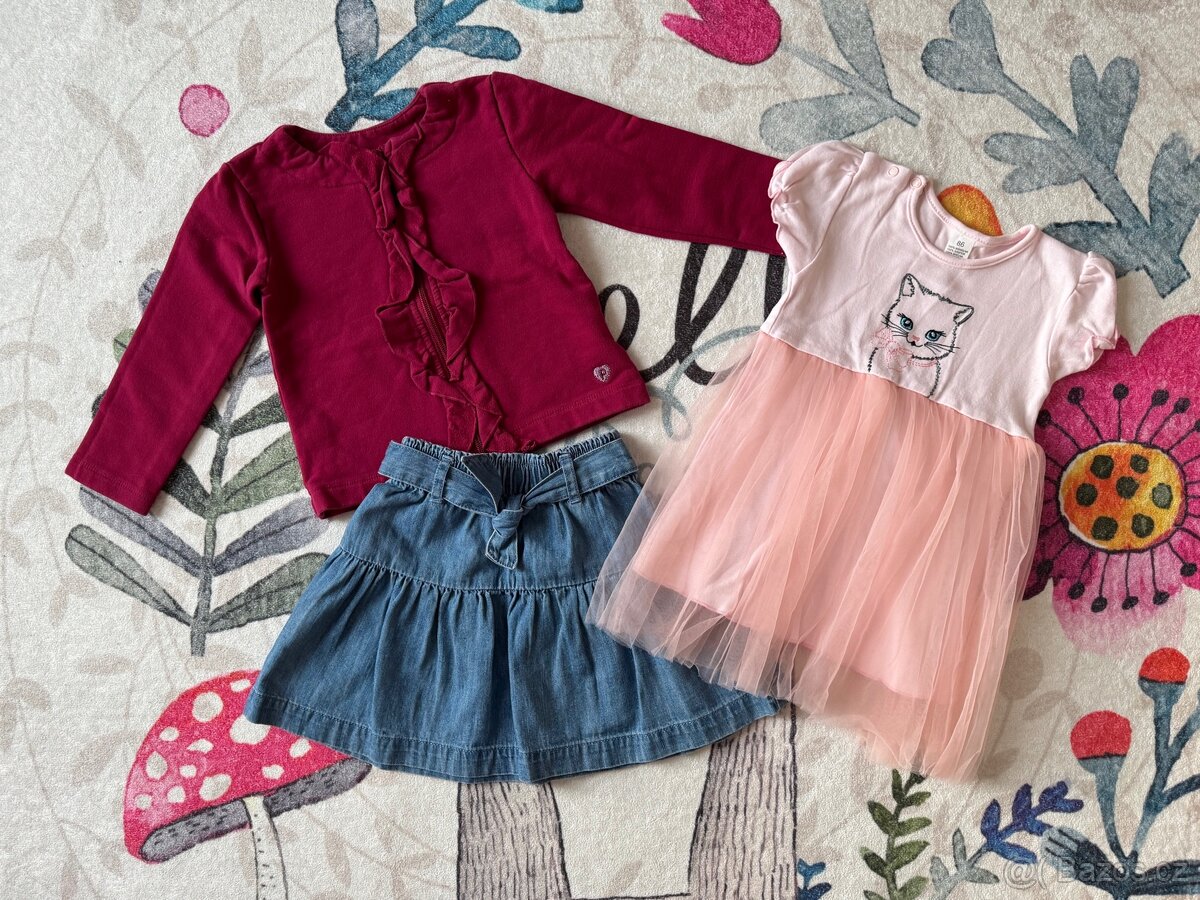 Set oblečení pro holčičku vel. 86