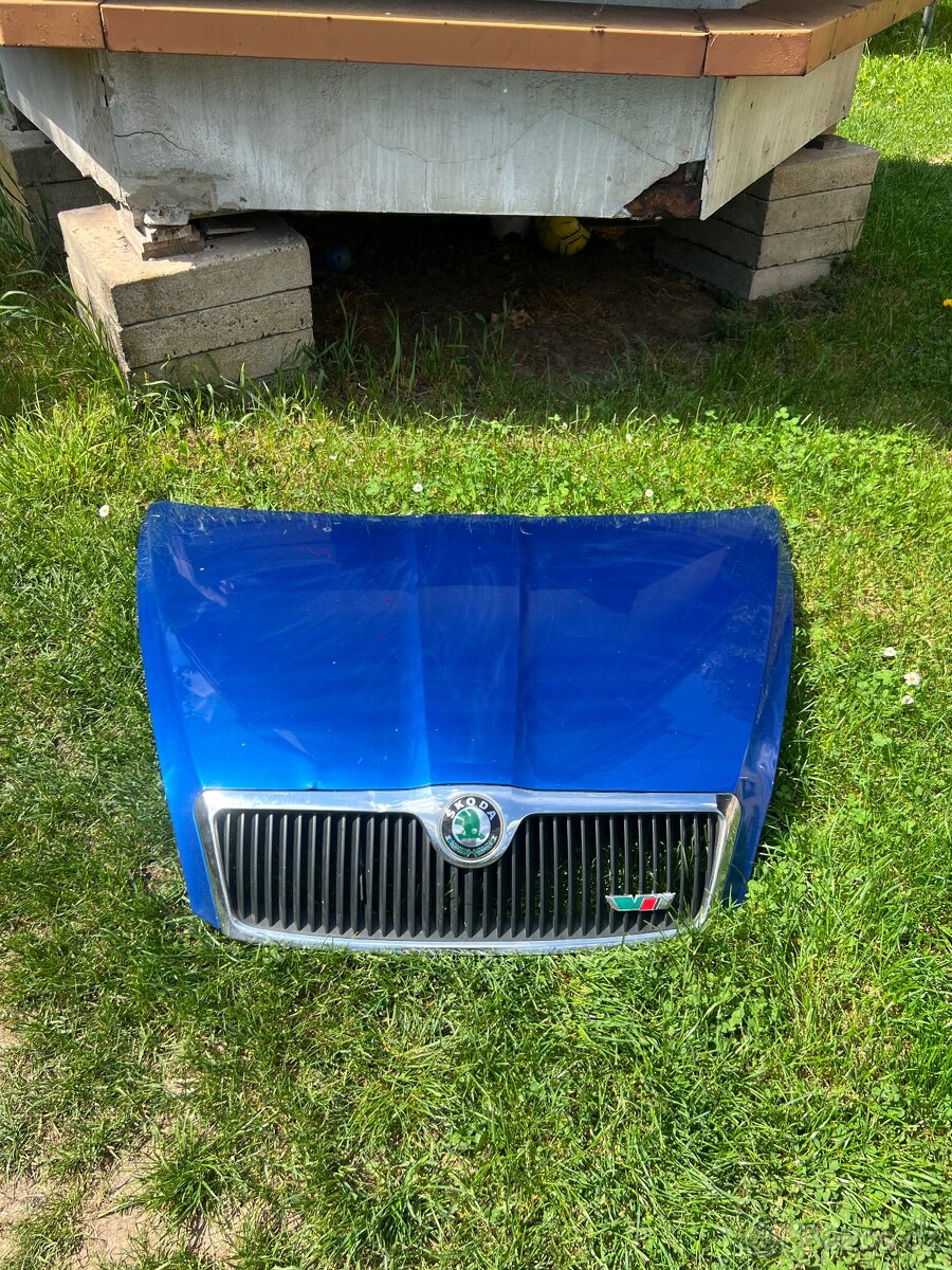 Kapota na Škoda octavia rs 2.0 tdi