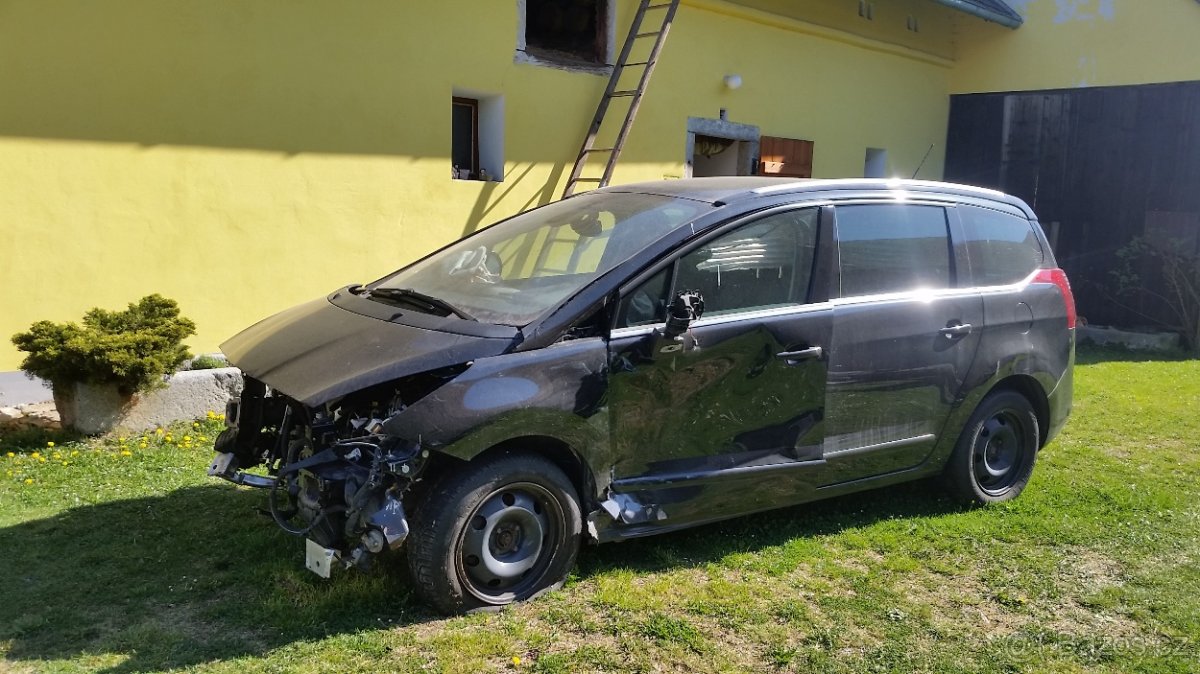 Peugeot 5008,2.0HDI 110KW,R.v 7/2014