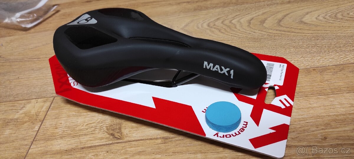 [zamluveno] MAX1 Ergo Plus Hole 142 sedlo