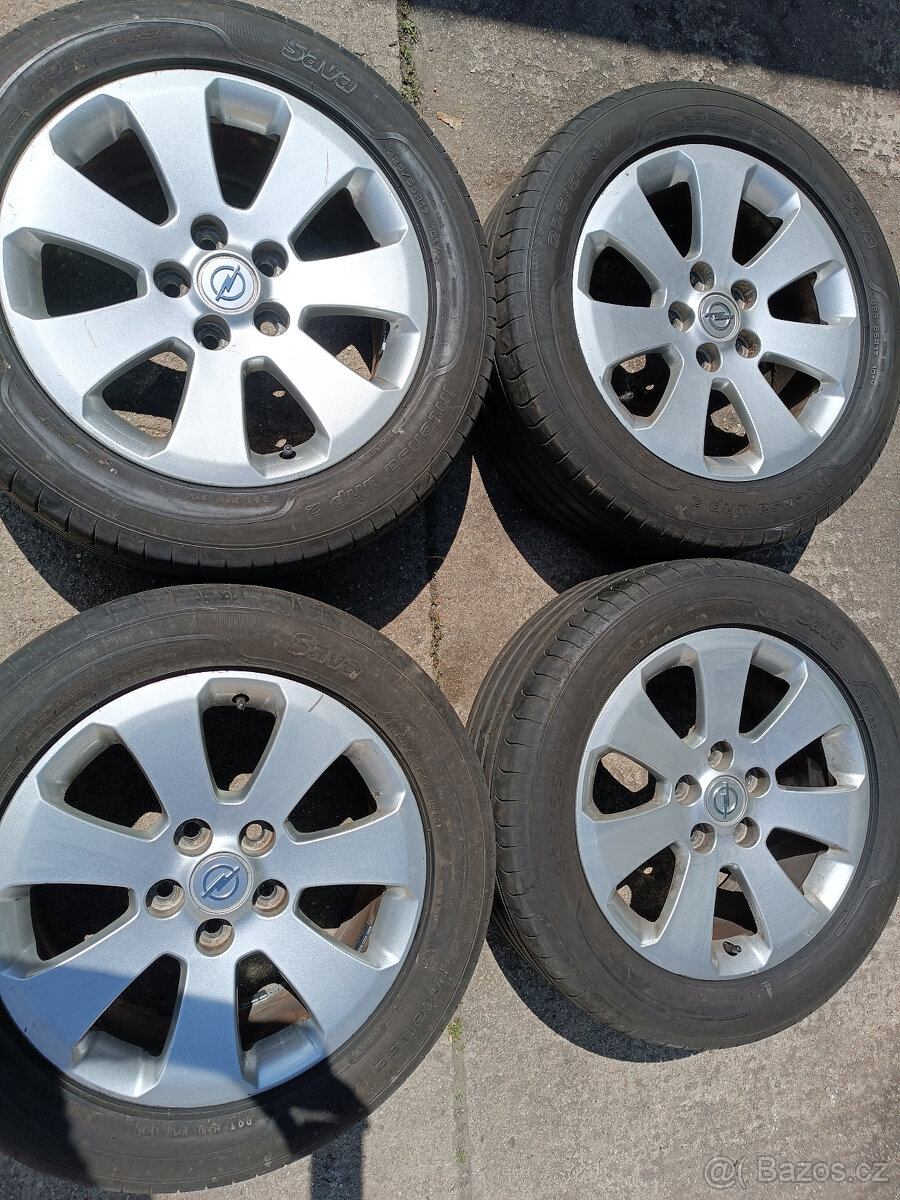 Opel Insignia A - alu 7x17 et41 + letní 225/55/17