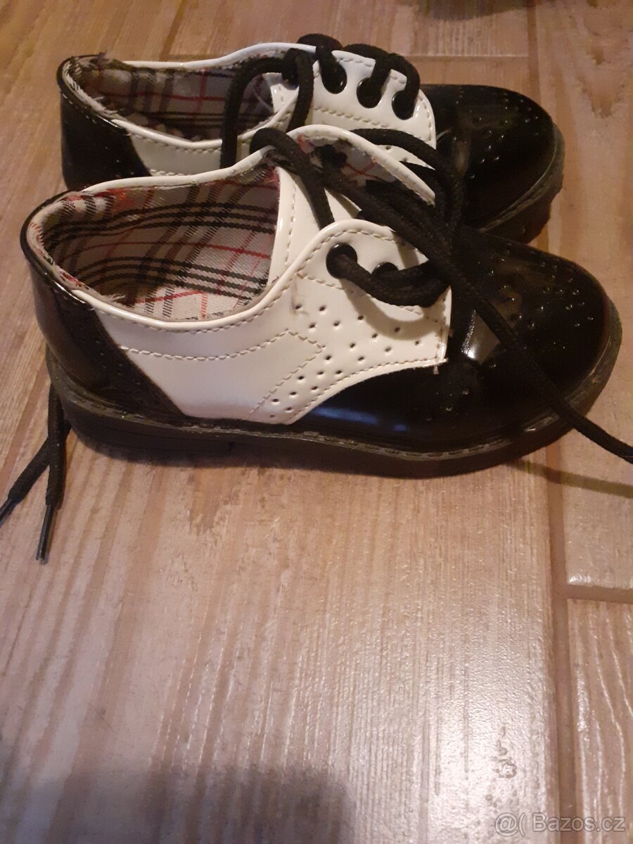 Polobotky elegantni detske