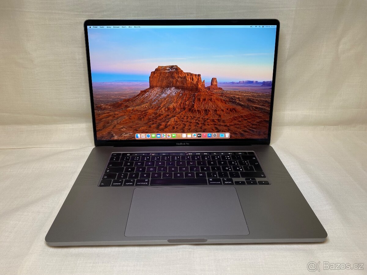 CTO 16 Apple MacBook Pro i9 8jádro SSD 4Tb 64Gb Ram ZÁRUKA