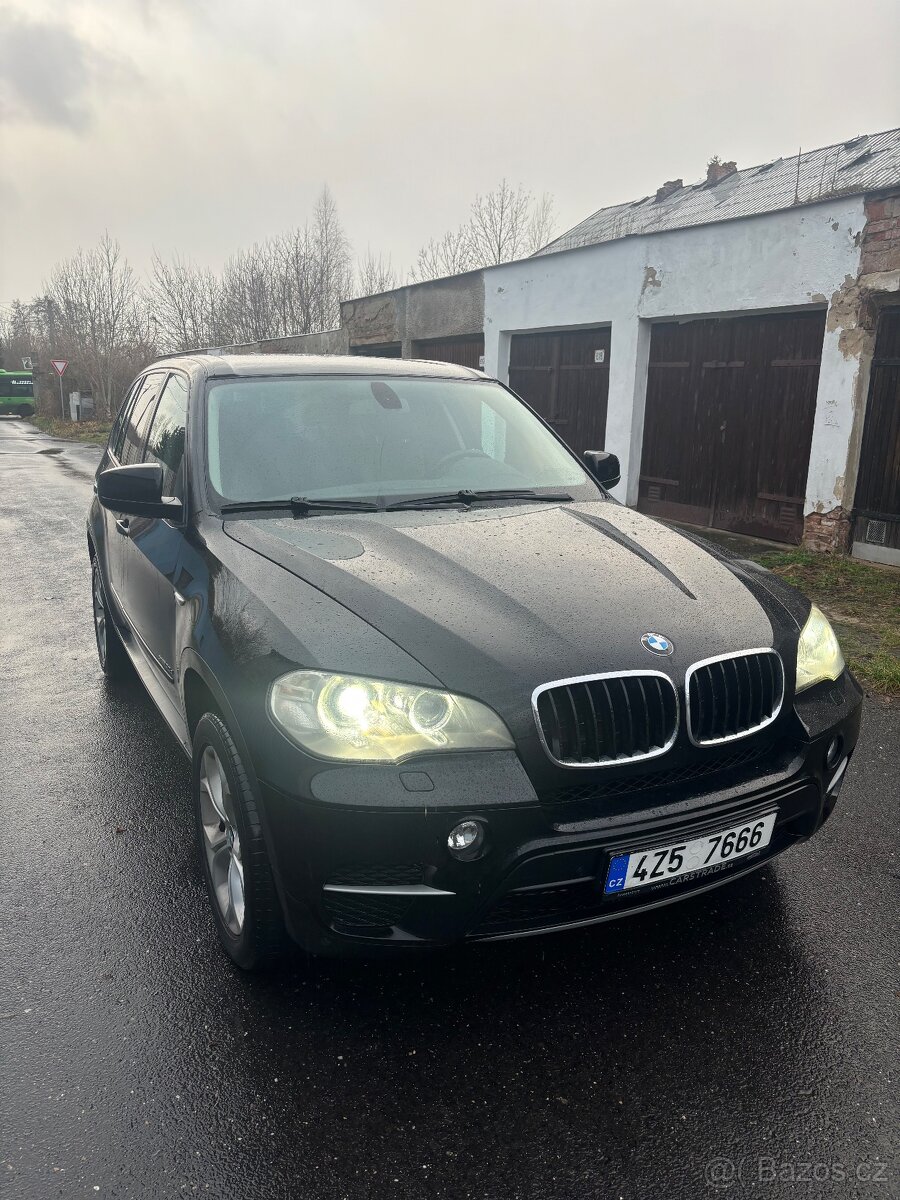 BMW X5 E70 3.0d 180kW r.v. 2011