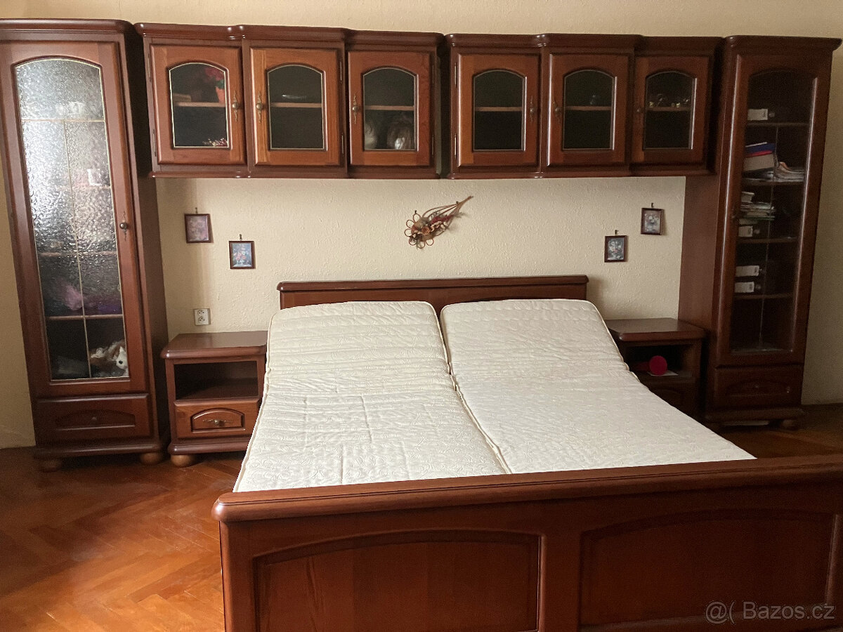 zánovní kompletní ložnicová sestava