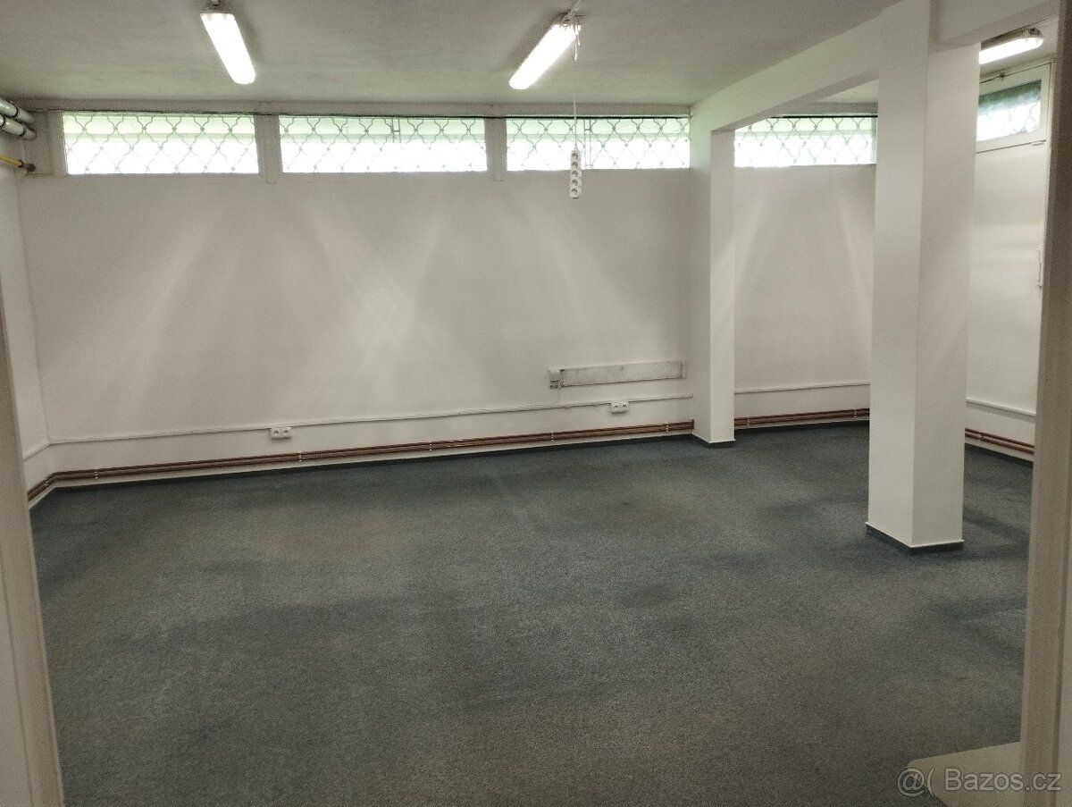 Pronájem kanceláře 52 m2