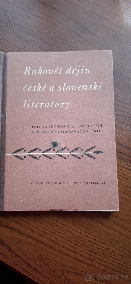 Stará učebnice literatury