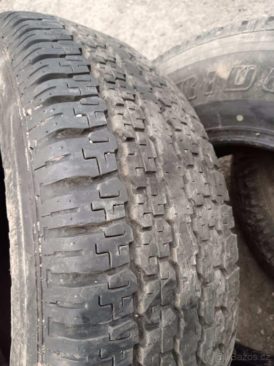Bridgestone Dualer H/T 265/70 R15