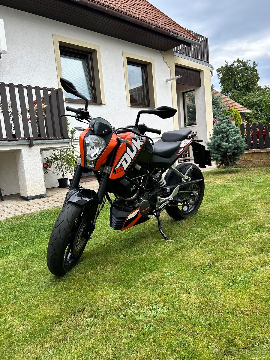 KTM Duke 125