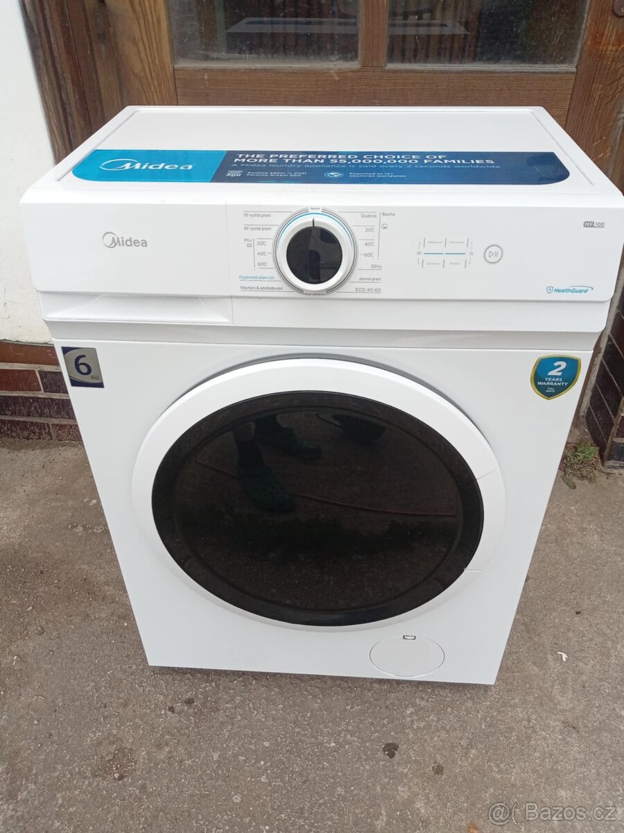Mělká pračka Midea 6kg 40cm