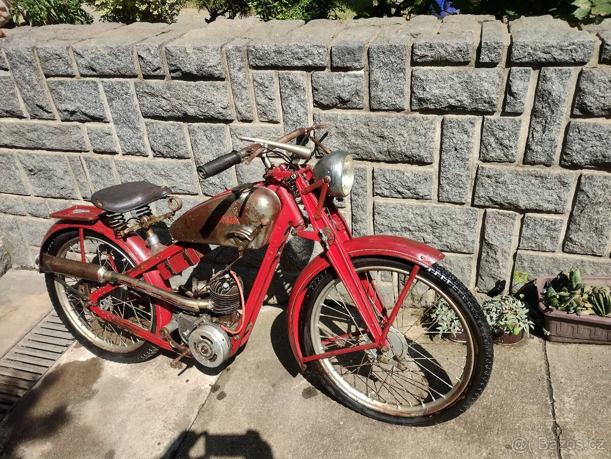 Jawa Robot 100