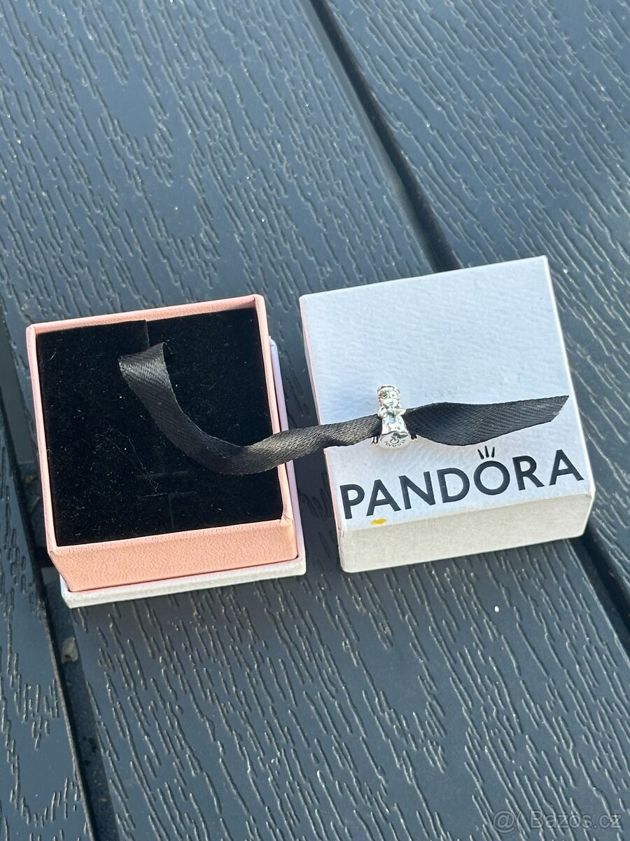 PANDORA přívěšek Anděl lásky + krabička