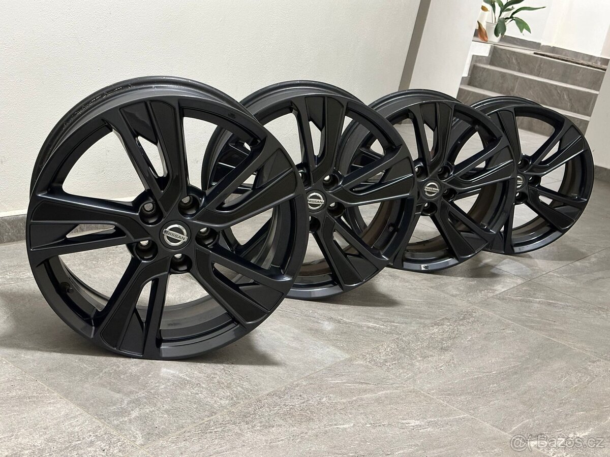 ALU sada original NISSAN R18 5x114.3 ET47