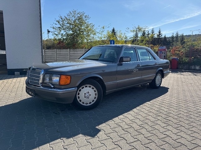 Mercedes-Benz S 126 300