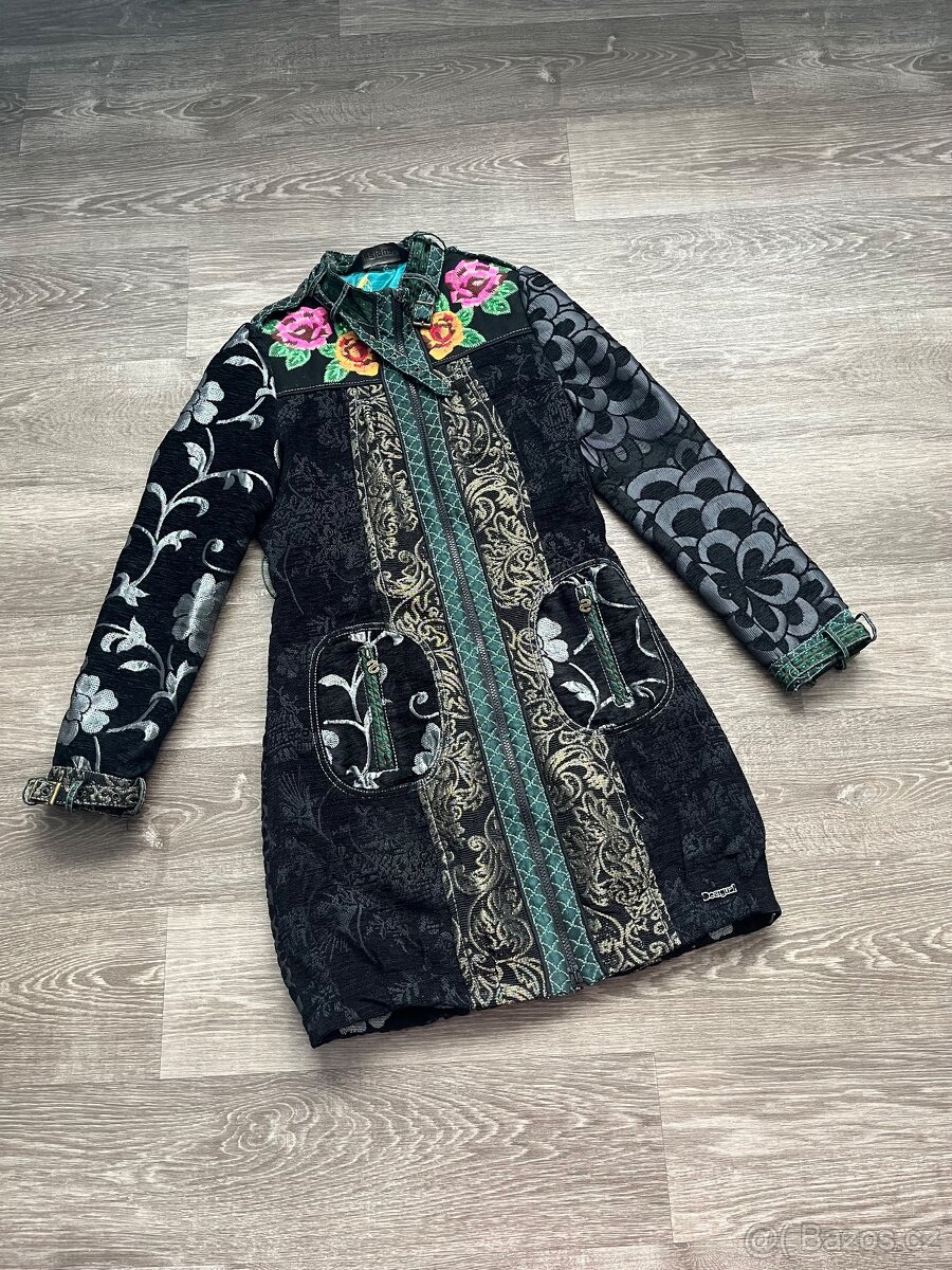 Kabát Desigual,vel.36/38