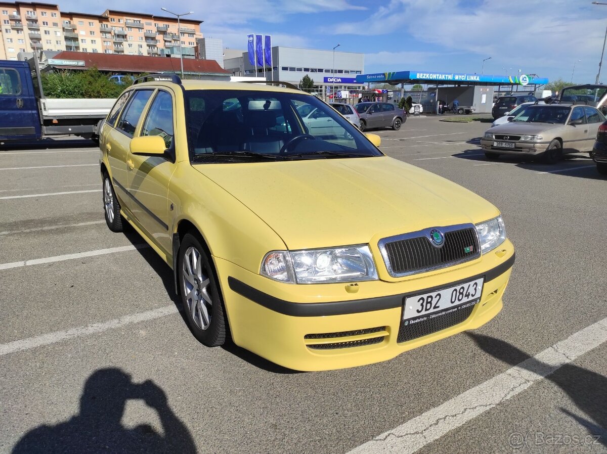 Octavia RS 1.8T combi - sběratelský kus