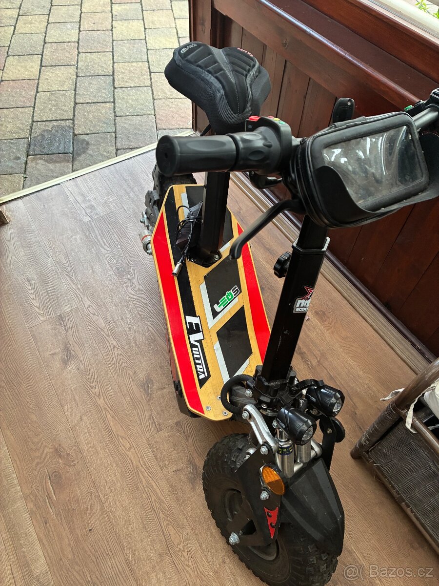 Elektrokoloběžka NITRO SCOOTERS 2000W