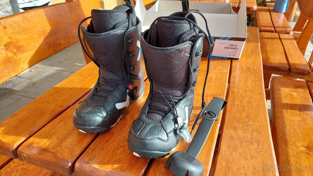 Snowboardové boty vel. 28