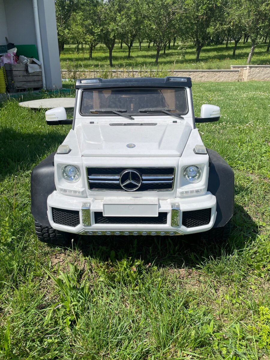 ELEKTRICKÉ AUTÍČKO PRO 2 DĚTI MERCEDES-BENZ G63 AMG 6X6