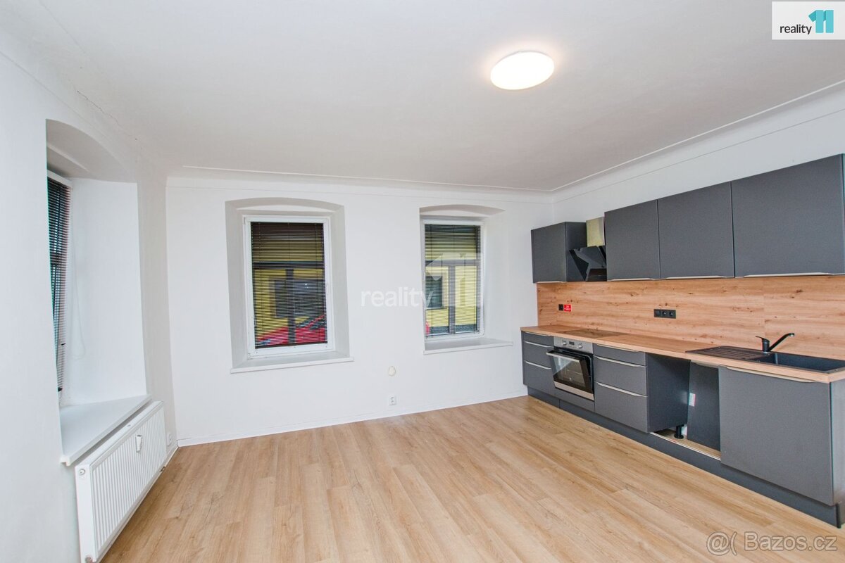 Pronájem bytu 2+1, 70 m2 Chrastava