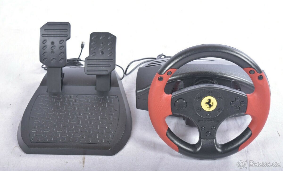 Volant Thrustmaster Ferrari Red Legend