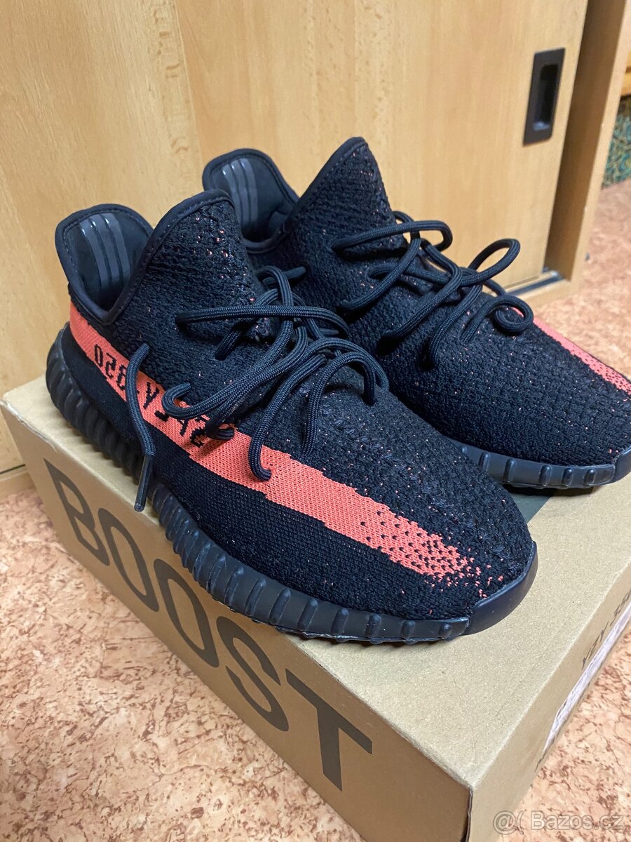YEZZY BOOST 350 V2 CORE BLACK RED