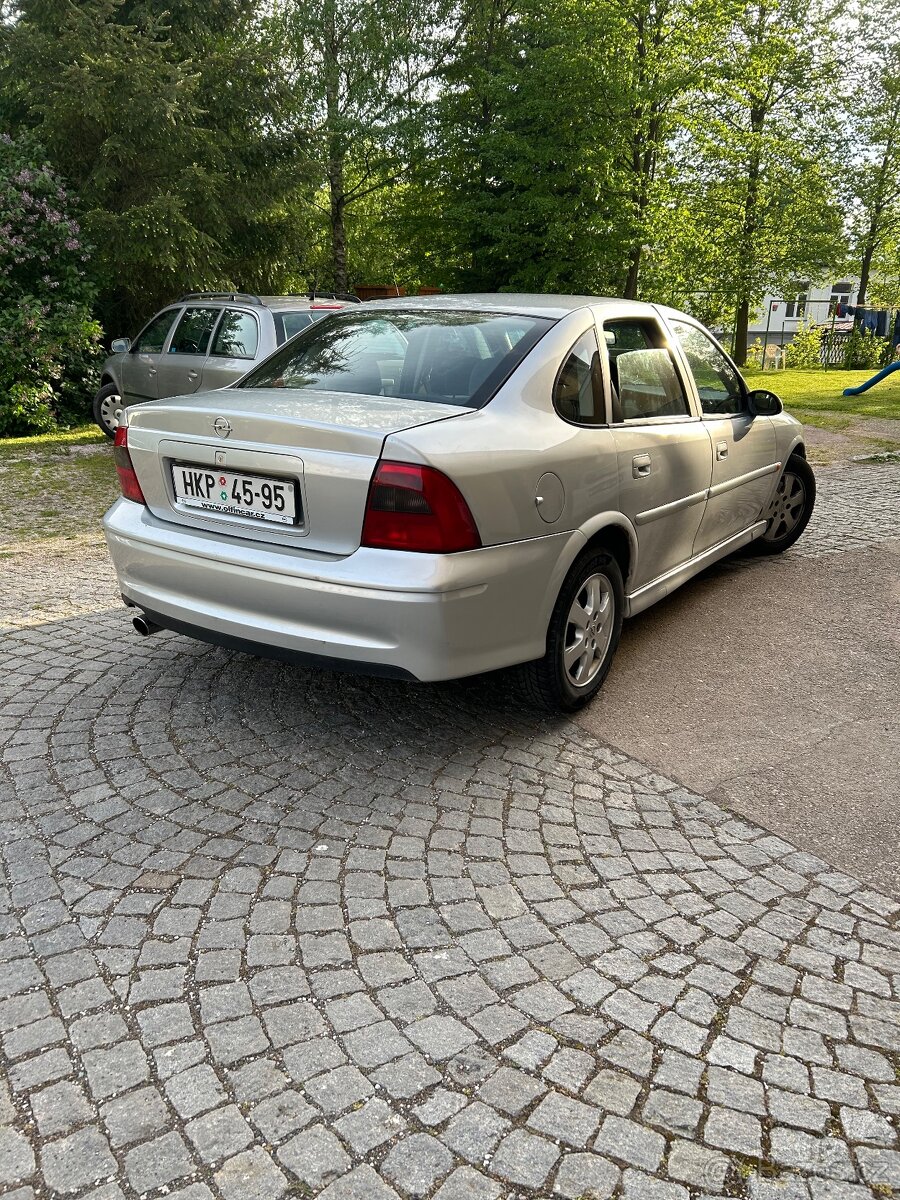 Opel vectra b 1.8