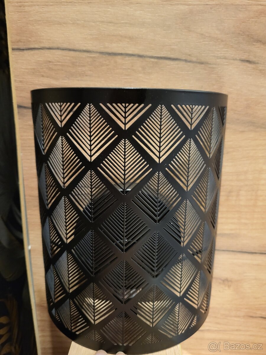 Nástěnná lampa