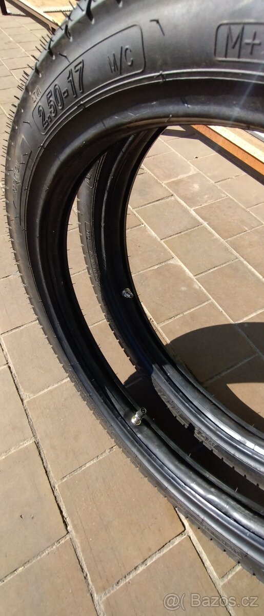 Moto pneu Mitas 17x2.50