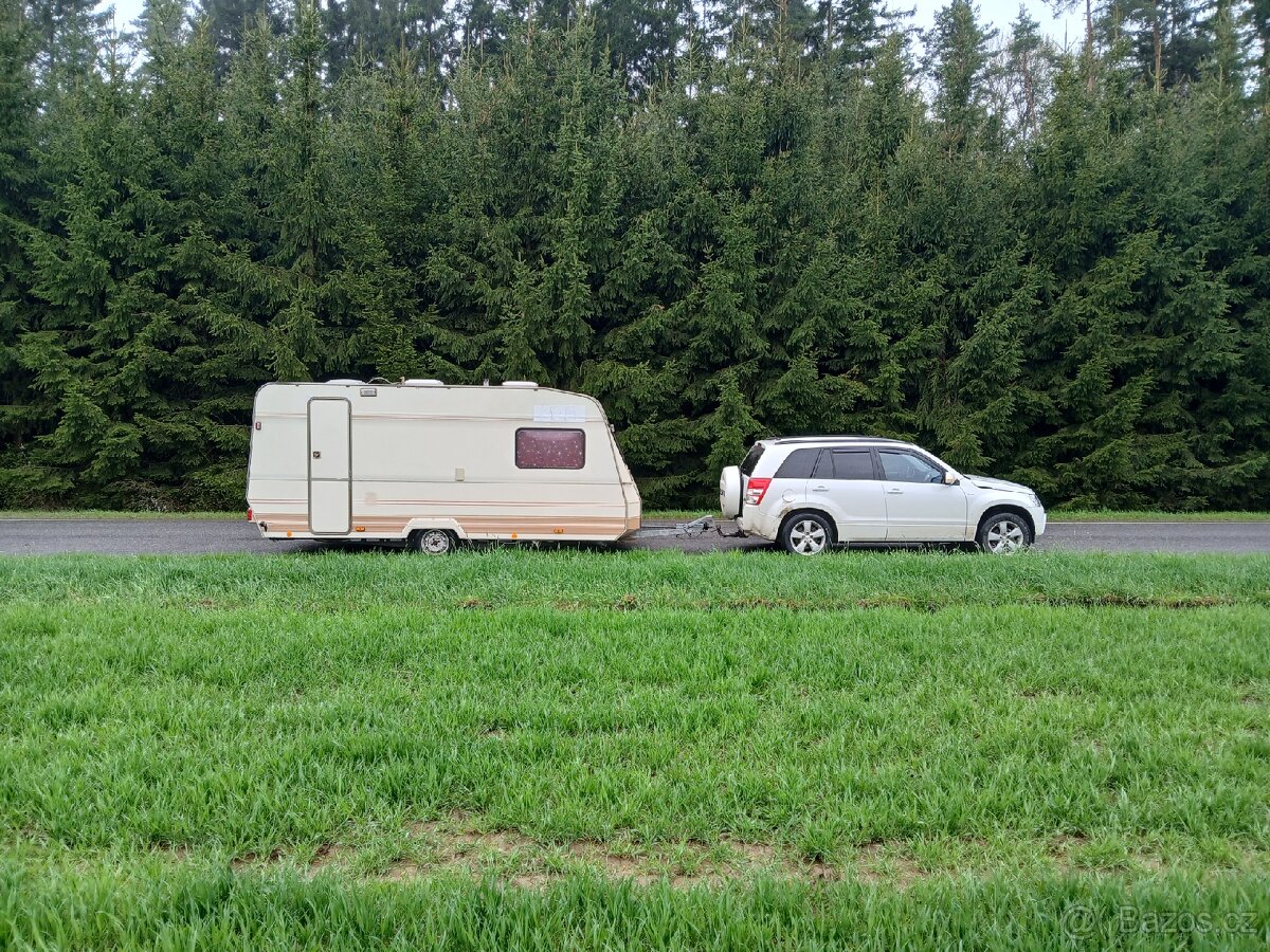 Obytný přívěs
