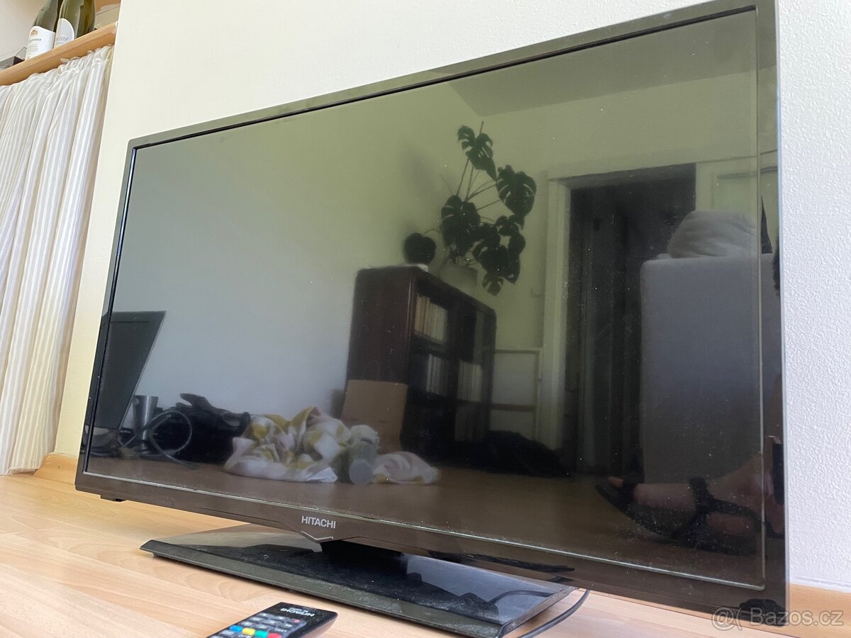 Smart TV Hitachi - 32"