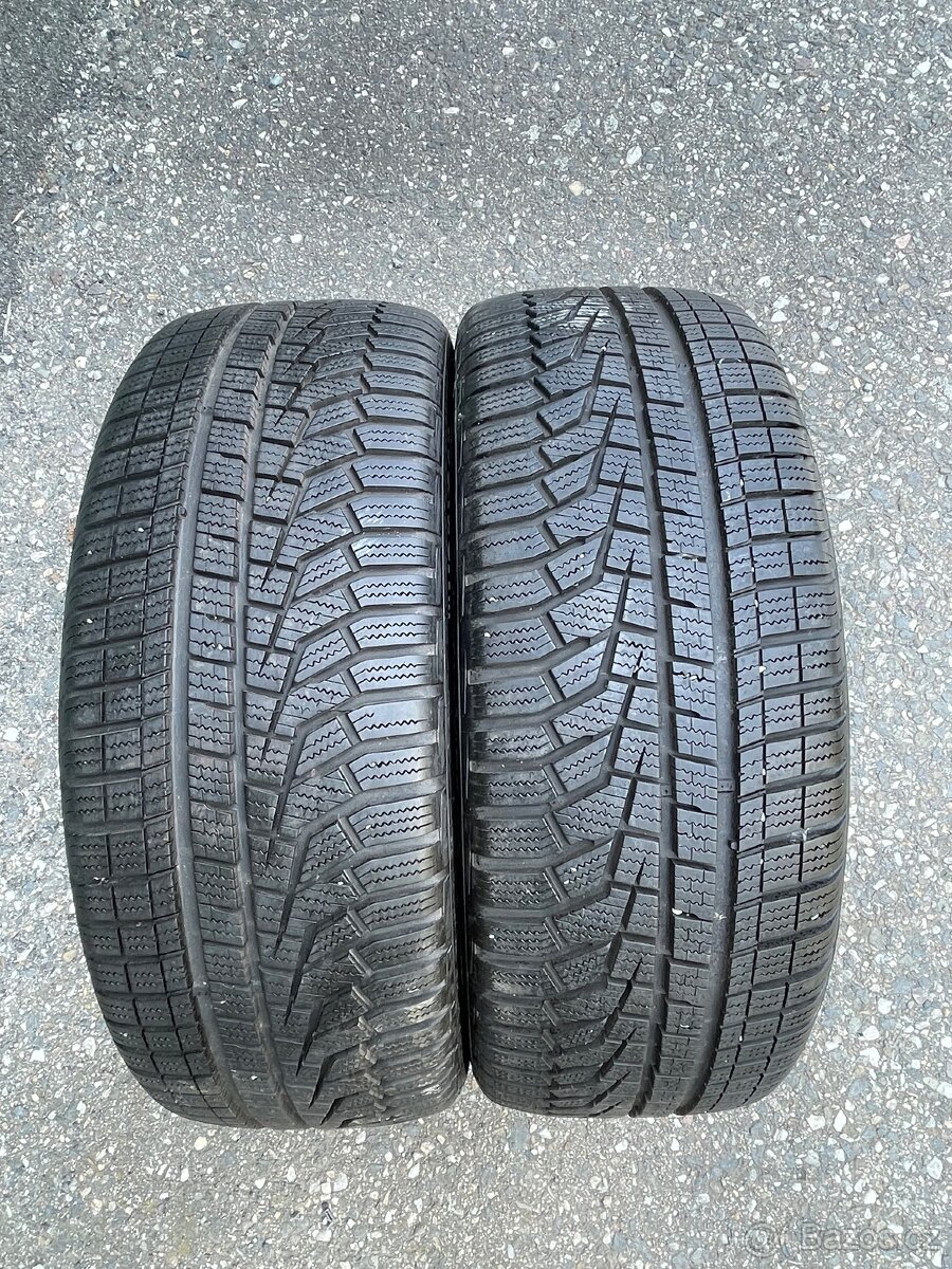Zimní pneu 215/45r18