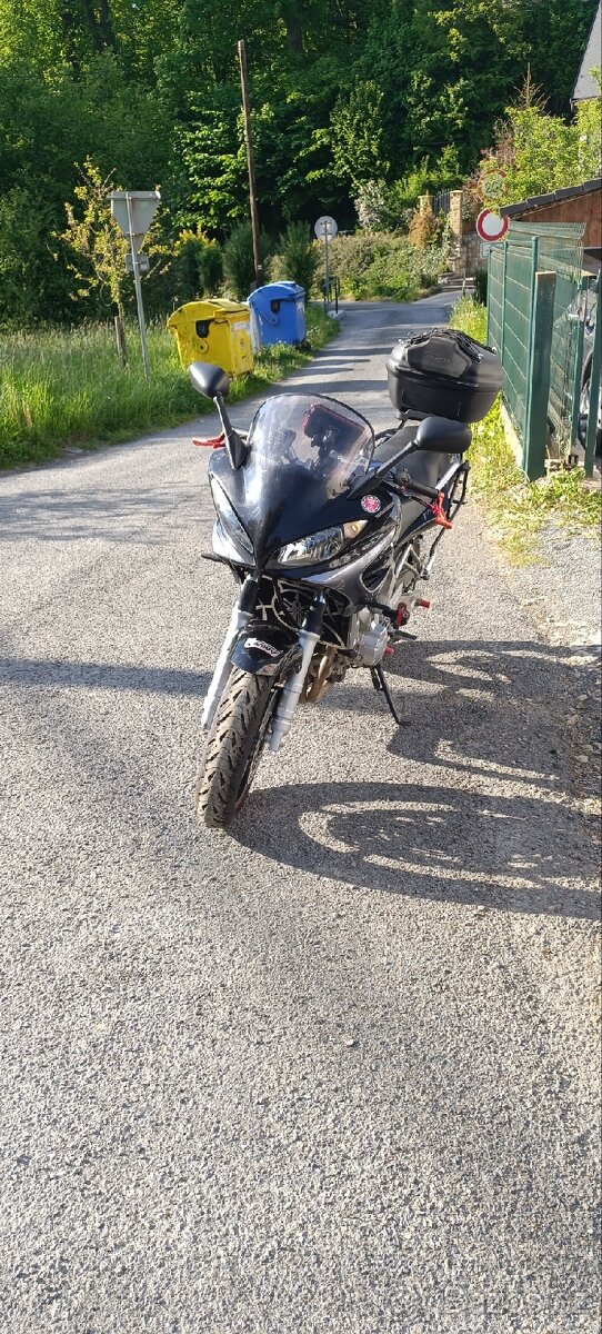 Yamaha FZ6 Fazer S2