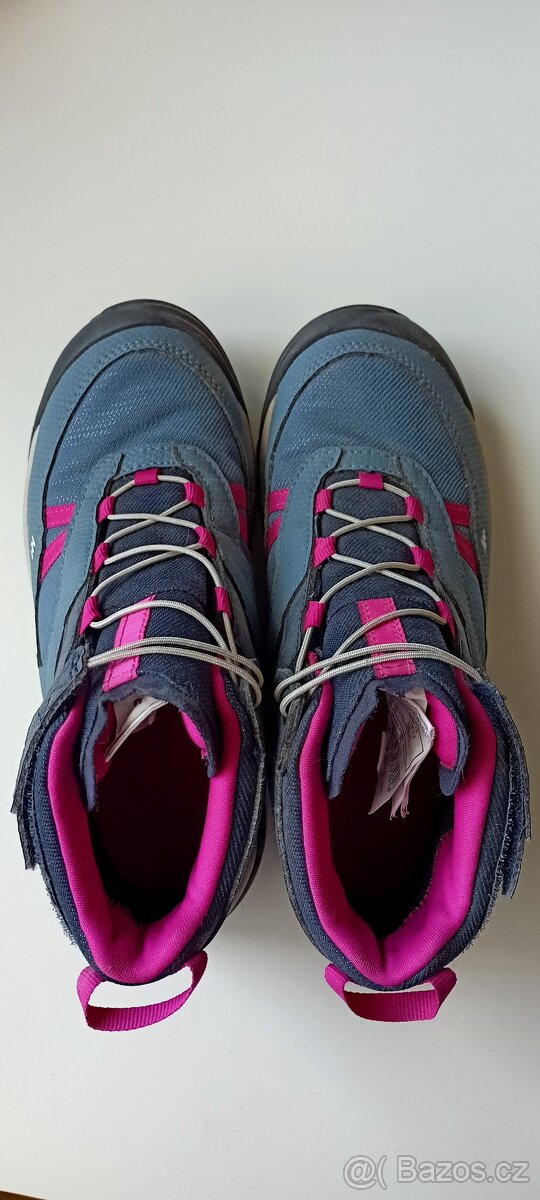 Decathlon dívčí turistické boty, 34