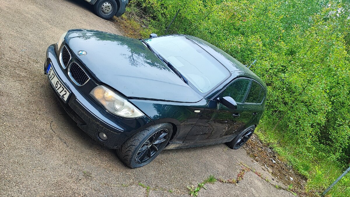 BMW 130i rezervace