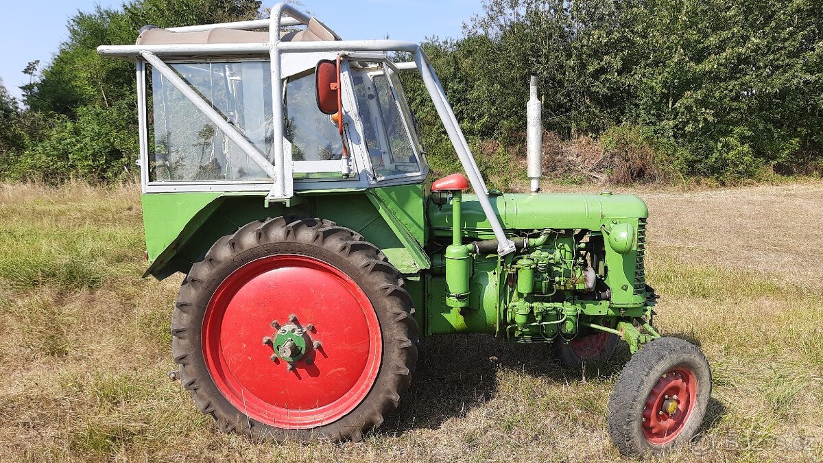 Zetor 25 k s TP a STK do 7.9. 2027