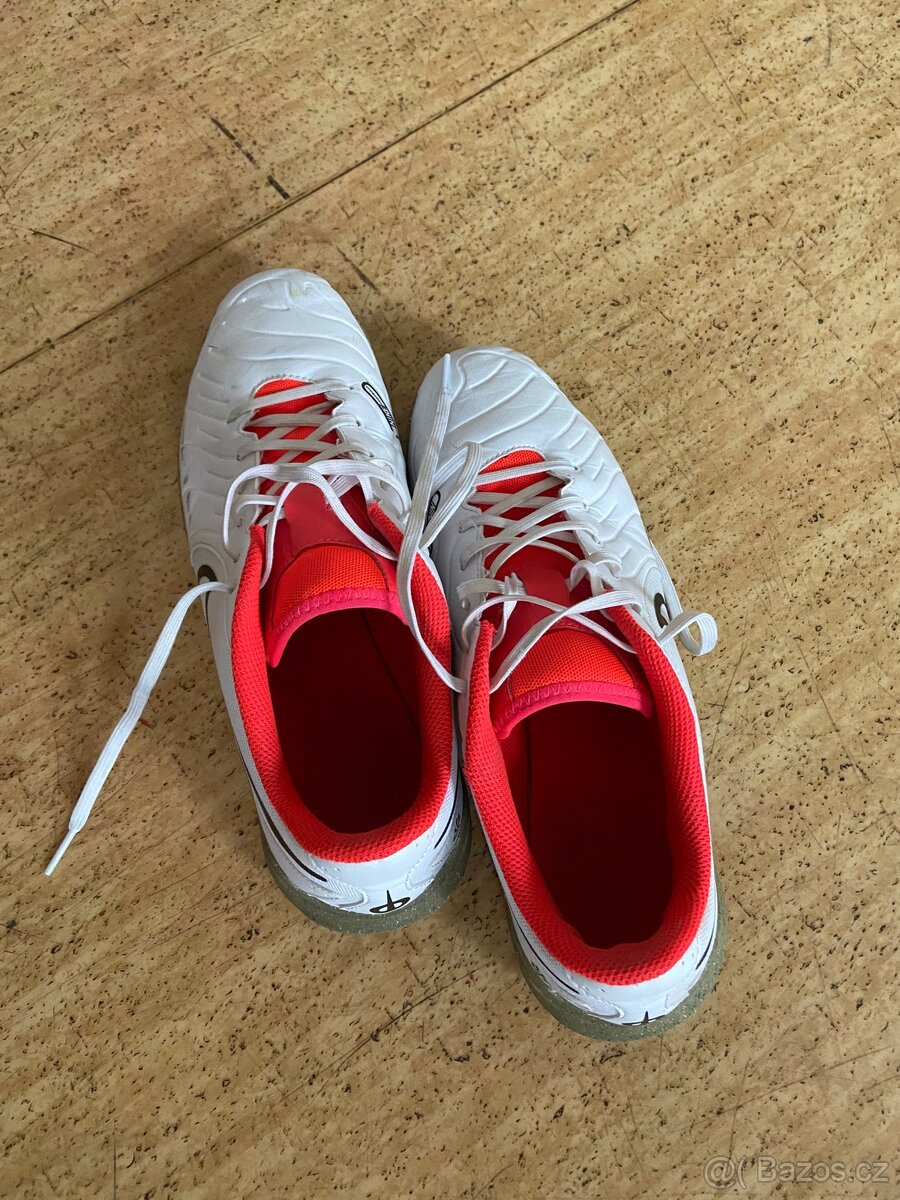 Sálovky Nike Tiempo Legend 10 fotbal