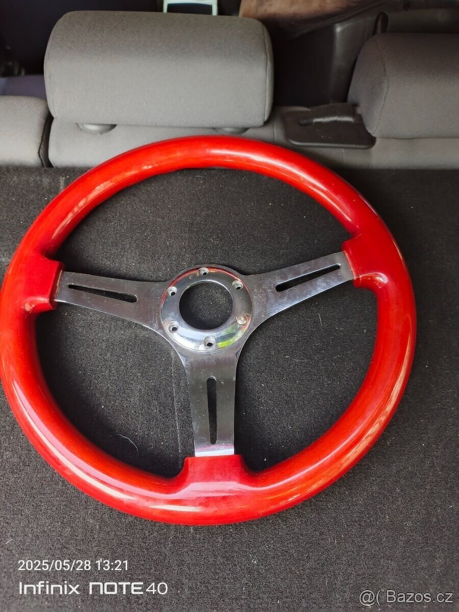 Bmw E36 volant se cvakaci nabou
