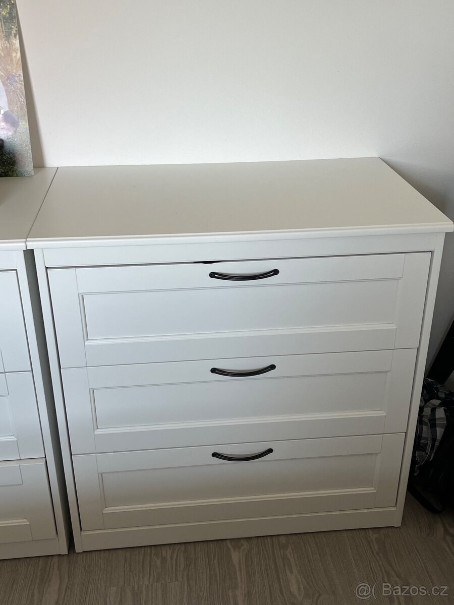 Prodáváme nábytek Ikea (stěhujeme se)