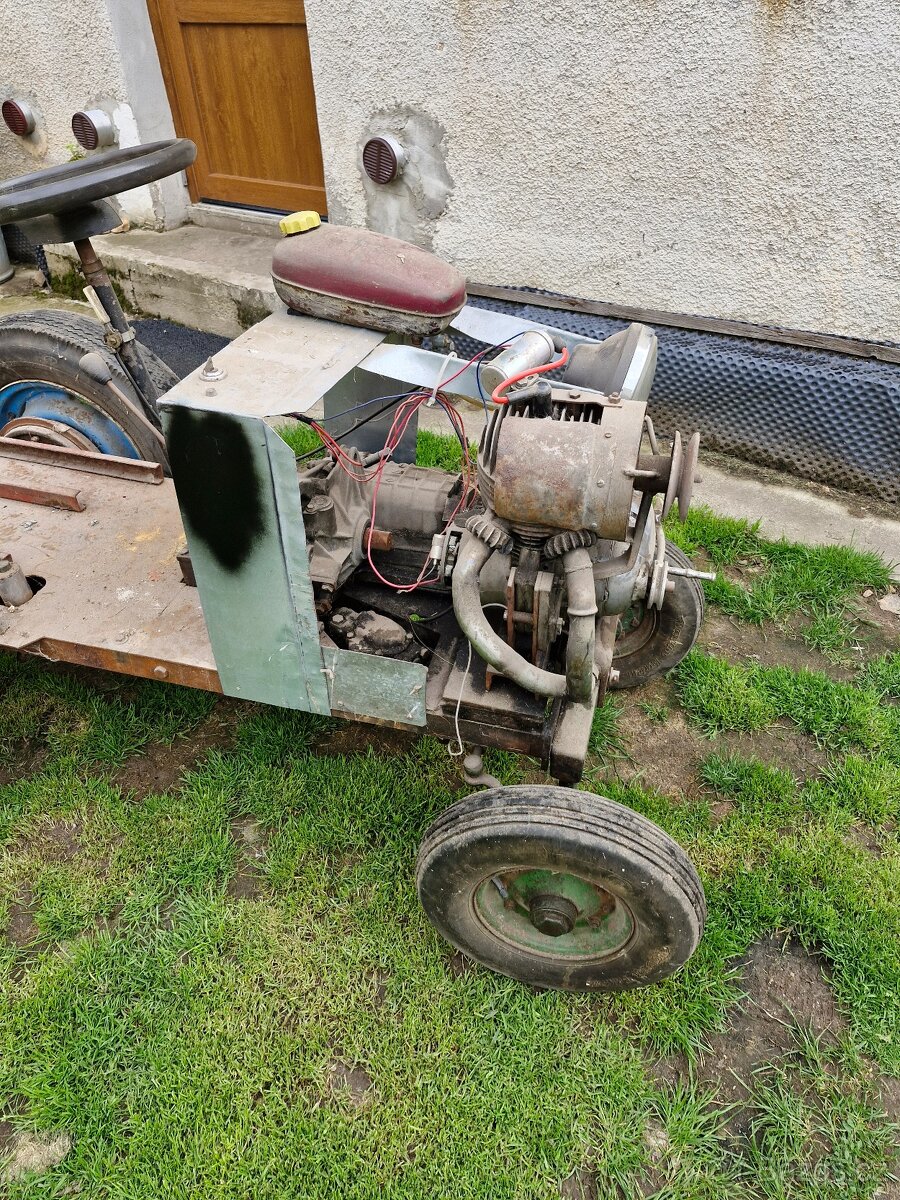 Malotraktor domácí výroby na dodelani