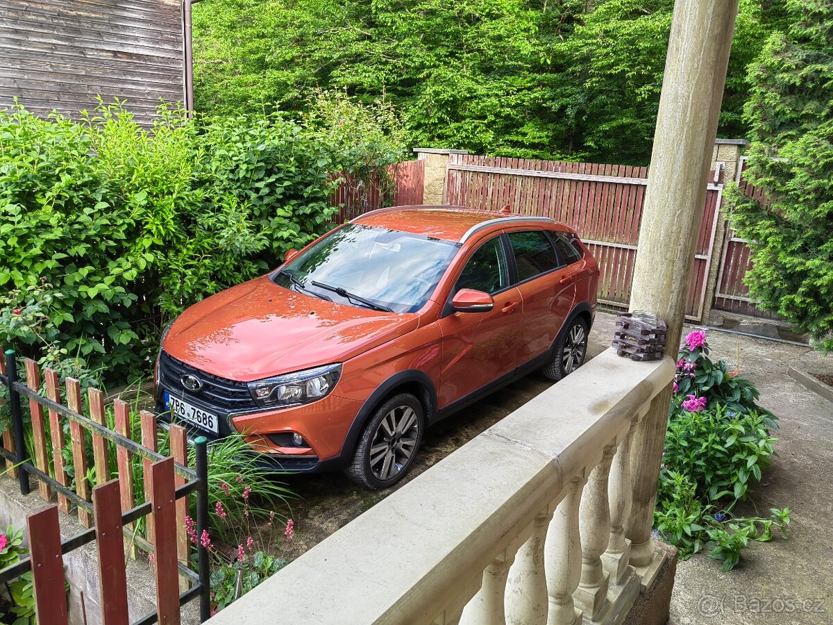 Lada Vesta SW Cross