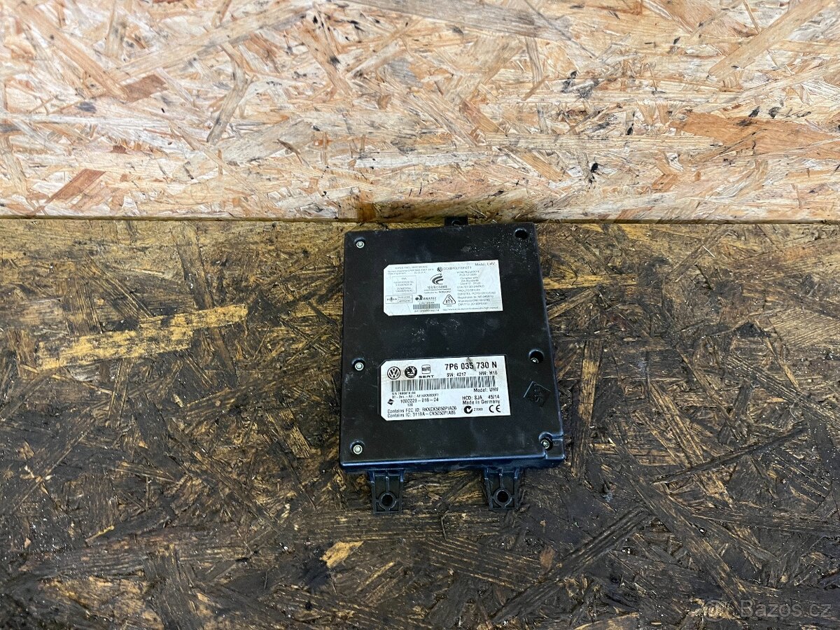 ŘÍDICÍ JEDNOTKA BLUETOOTH 7P6035730N