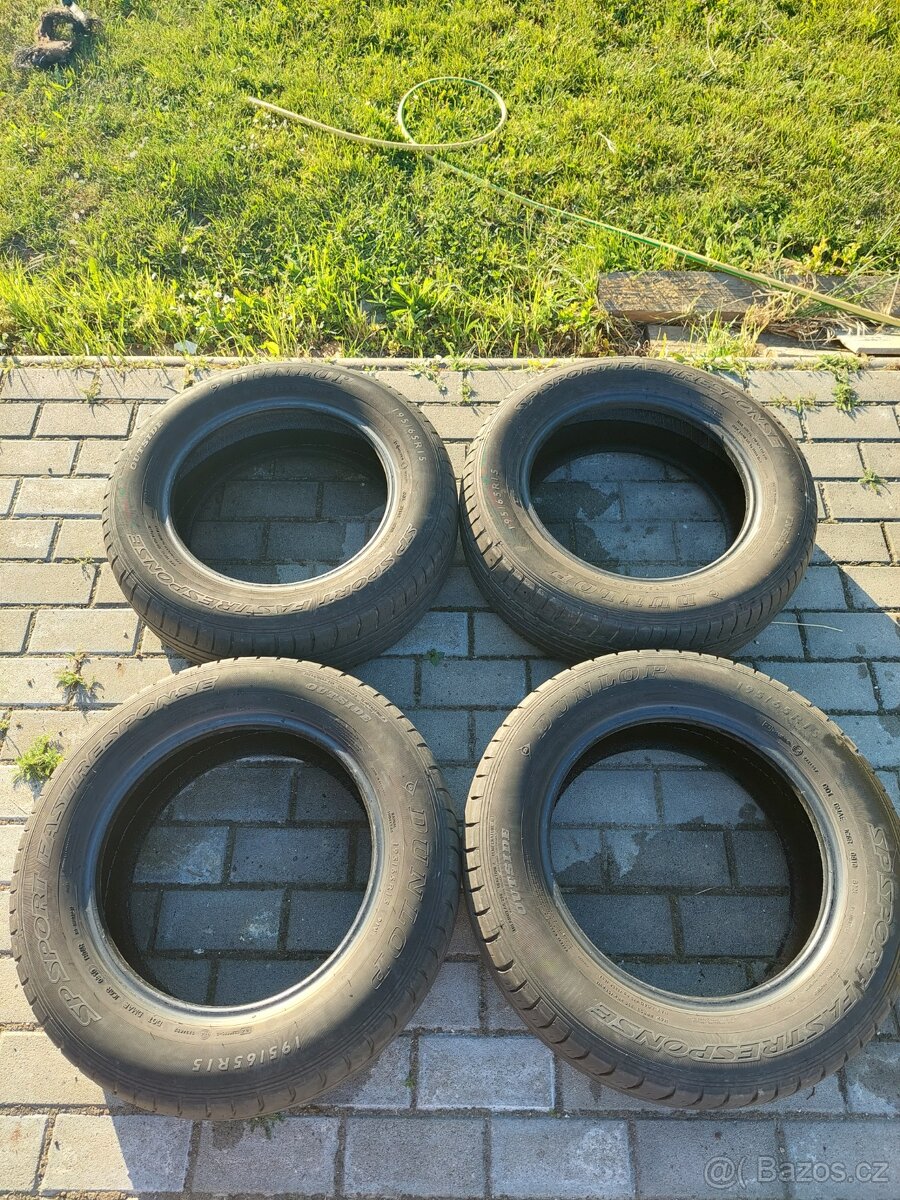 Letní pneu dunlop 195/65 r15 4ks